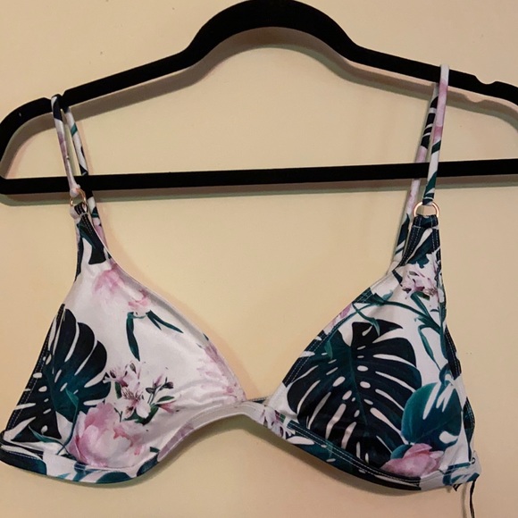 Pacsun Swimsuit Top Size XL - Picture 1 of 4